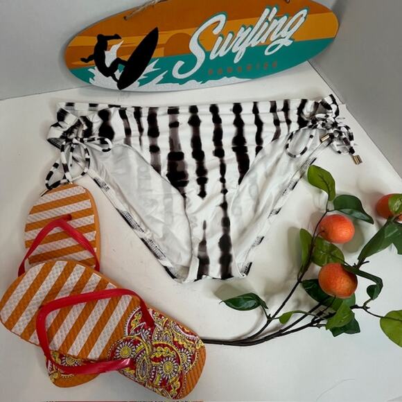 La Blanca NEW Bamboo Adjustable Loop Hipster Swim bottom Size 16 - Picture 3 of 7